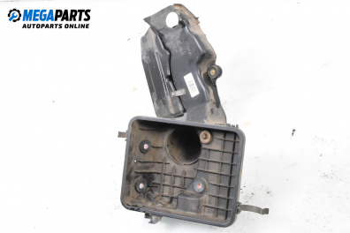 Въздуховод за Mitsubishi Space Runner Minivan I (10.1991 - 08.1999) 1.8 4WD (N21W), 122 к.с.