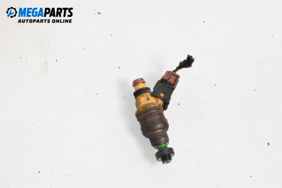 Дюза бензин за Mitsubishi Space Runner Minivan I (10.1991 - 08.1999) 1.8 4WD (N21W), 122 к.с.