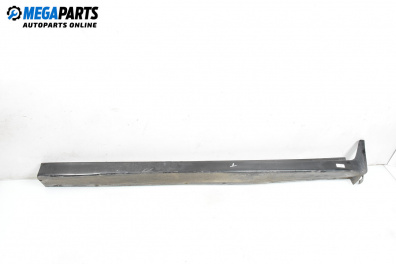 Праг за Mitsubishi Galant VI Estate (09.1996 - 10.2003), 4+1 вр., комби, позиция: дясна