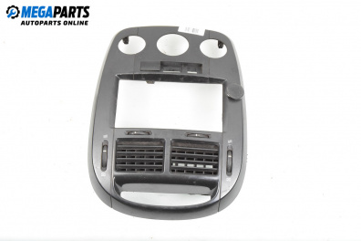 Централна конзола за Kia Cerato Sedan I (04.2004 - 12.2009)