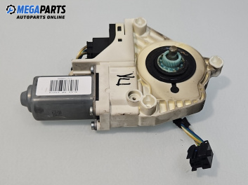 Електромотор за стъклоподемник за Audi A6 Sedan C6 (05.2004 - 03.2011), 4+1 вр., седан, позиция: предна, лява, № 4F0959801D