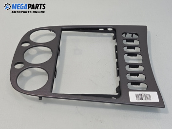 Централна конзола за Mercedes-Benz A-Class Hatchback  W168 (07.1997 - 08.2004)