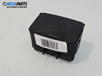 Пепелник за Ford Focus I Hatchback (10.1998 - 12.2007)