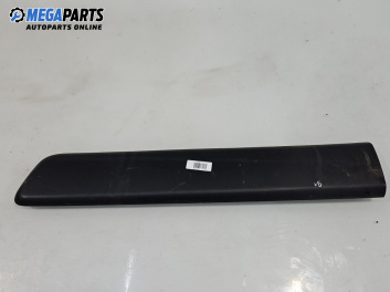 Лайсна за Peugeot Partner Combispace (05.1996 - 12.2015), миниван, позиция: задна, лява