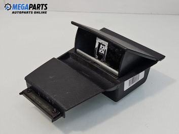 Пепелник за Mercedes-Benz C-Class Sedan (W202) (03.1993 - 05.2000)