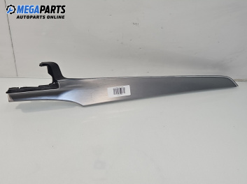 Интериорна лайсна за Mercedes-Benz C-Class Sedan (W205) (07.2013 - ...), 4+1 вр., седан