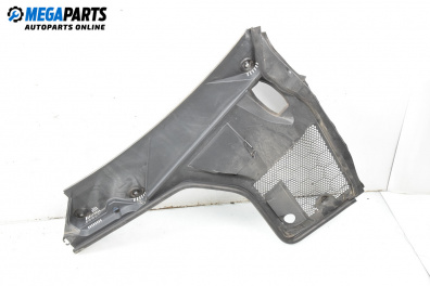 Кора под чистачки за Mercedes-Benz C-Class Sedan (W205) (07.2013 - ...), 4+1 вр., седан