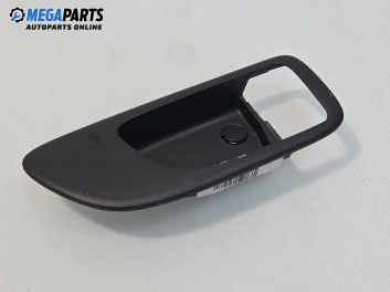 Интериорна пластмаса за Mazda 6 Station Wagon I (08.2002 - 12.2007), 4+1 вр., комби, позиция: предна