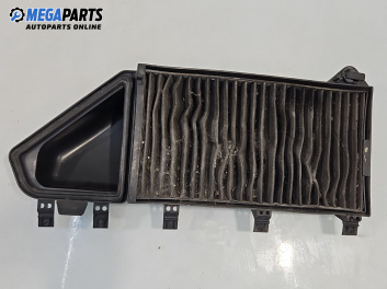 Филтърна кутия за BMW 5 Series E60 Sedan E60 (07.2003 - 03.2010) 530 d