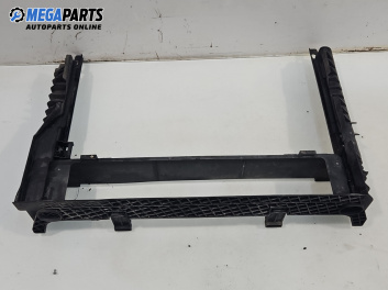 Стойка на радиатора за BMW 5 Series E60 Sedan E60 (07.2003 - 03.2010) 530 d, 218 к.с.