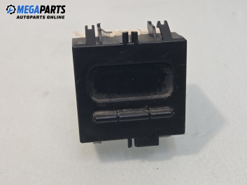 Дисплей за Renault Megane I Classic Sedan (09.1996 - 08.2003)