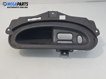 Интериорна пластмаса за Renault Megane I Classic Sedan (09.1996 - 08.2003), 4+1 вр., седан, позиция: предна