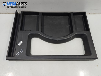 Интериорна пластмаса за Chevrolet Nubira Station Wagon (01.2005 - ...), 4+1 вр., комби, позиция: задна