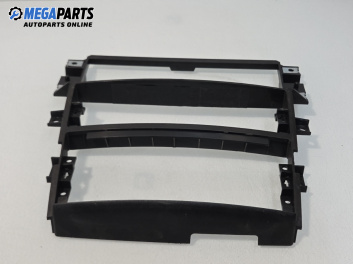 Централна конзола за Kia Sorento I SUV (08.2002 - 12.2009)