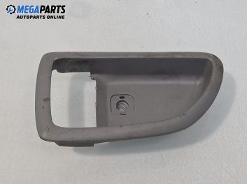 Интериорна пластмаса за Kia Sorento I SUV (08.2002 - 12.2009), 4+1 вр., джип, позиция: лява