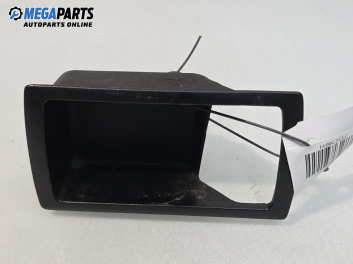 Интериорна пластмаса за Ford Mondeo III Turnier (10.2000 - 03.2007), 4+1 вр., комби, позиция: предна