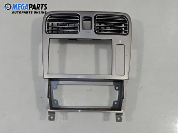 Централна конзола за Subaru Forester SUV II (06.2002 - 12.2012)