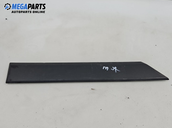 Външни лайсни за Ford Fiesta IV Hatchback (08.1995 - 09.2002), хечбек, позиция: дясна