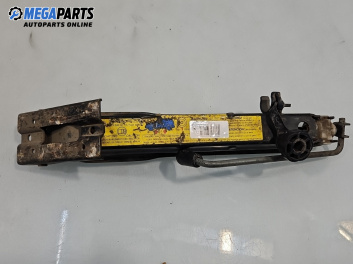 Крик за Mercedes-Benz M-Class SUV (W163) (02.1998 - 06.2005)