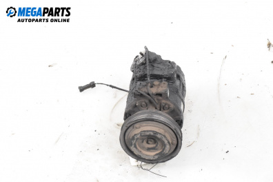 Компресор климатик за Volkswagen Passat IV Variant B5.5 (09.2000 - 08.2005) 1.9 TDI, 130 к.с., №  8D0 260 808