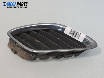 Решетка в броня за Saab 9-3 Sedan (09.2002 - 02.2015), седан, позиция: предна