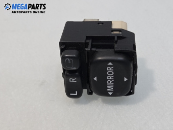 Бутон ел. огледала  за Toyota Avensis II Sedan (04.2003 - 11.2008)