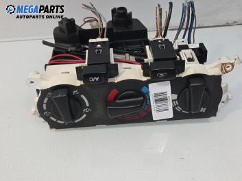 Панел климатик за Nissan Primera Sedan II (06.1996 - 12.2001)