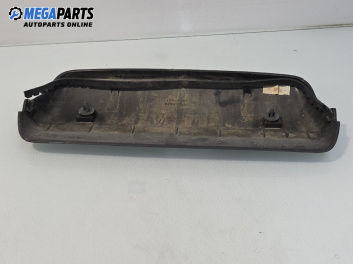 Интериорна пластмаса за Mazda 323 F VI Hatchback (09.1998 - 05.2004), 4+1 вр., хечбек, позиция: предна