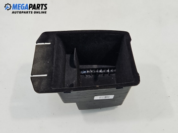 Интериорна пластмаса за Kia Sorento I SUV (08.2002 - 12.2009), 4+1 вр., джип, позиция: предна