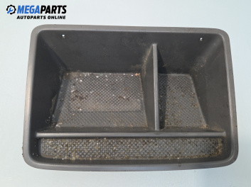 Пепелник за Volkswagen Caddy III (03.2004 - 05.2015)