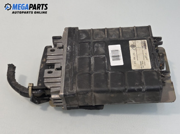 Компютър двигател за Volkswagen Golf III Hatchback (08.1991 - 07.1998) 1.8, 90 к.с., № 037906025J