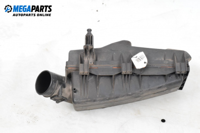 Филтърна кутия за Ford Mondeo III Turnier (10.2000 - 03.2007) 2.0 16V TDDi / TDCi