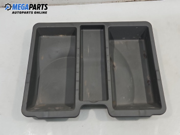 Пластмасова кора за Hyundai Santa Fe I SUV (11.2000 - 03.2006), 4+1 вр., джип