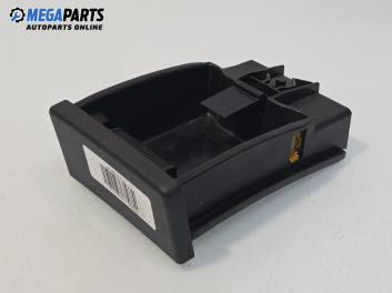 Пепелник за Nissan Primera Hatchback III (01.2002 - 06.2007)