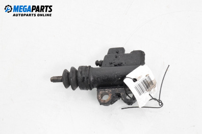 Долна помпа за съединител за Nissan Primera Hatchback III (01.2002 - 06.2007)