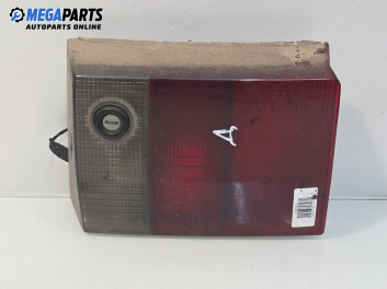 Вътрешен стоп за Audi 80 Avant B4 (09.1991 - 01.1996), комби, позиция: дясна