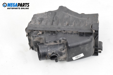 Филтърна кутия за Toyota Avensis II Liftback (04.2003 - 11.2008) 2.2 D-4D (ADT251)