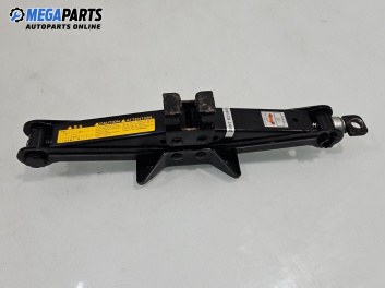 Крик за Toyota Corolla E12 Hatchback (11.2001 - 02.2007)