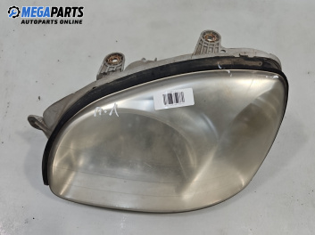 Фар за Hyundai Santa Fe I SUV (11.2000 - 03.2006), джип, позиция: лява