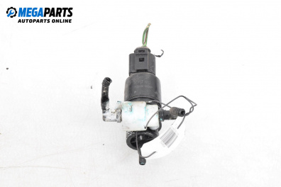 Помпичка за чистачки за Volkswagen Golf IV Hatchback (08.1997 - 06.2005)