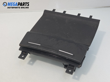 Пепелник за Audi A3 Hatchback II (05.2003 - 08.2012)