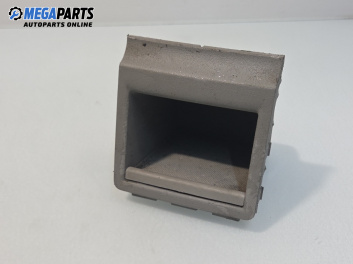 Жабка за Audi A3 Hatchback II (05.2003 - 08.2012), №  8P0863351D