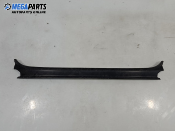 Интериорна лайсна за Audi A3 Hatchback II (05.2003 - 08.2012), 2+1 вр., хечбек