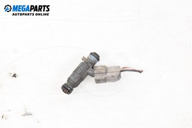 Дюза бензин за Hyundai Sonata IV Sedan (03.1998 - 12.2005) 2.0 16V, 131 к.с.