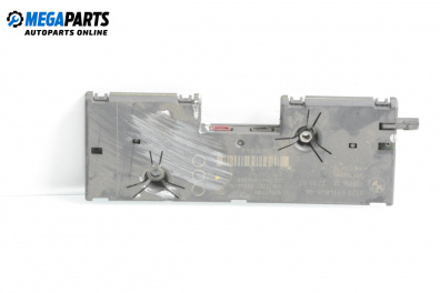 Усилвател антена за BMW 3 Series E90 Touring E91 (09.2005 - 06.2012), №  6520 6934846-06