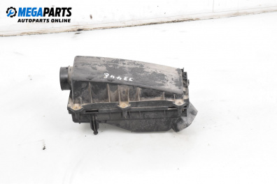 Филтърна кутия за Ford Mondeo III Sedan (10.2000 - 03.2007) 1.8 16V