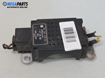 Усилвател антена за Volkswagen Golf V Hatchback (10.2003 - 02.2009), № 1K0 035 570 B