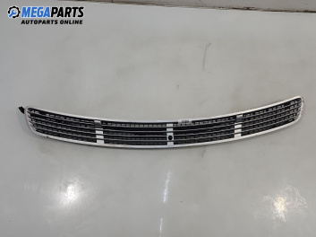 Решетка преден капак за Mercedes-Benz E-Class Sedan (W211) (03.2002 - 03.2009), седан, позиция: предна
