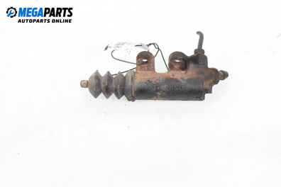 Долна помпа за съединител за Toyota Corolla E12 Hatchback (11.2001 - 02.2007)