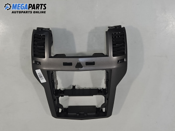 Централна конзола за Opel Zafira B Minivan (07.2005 - 14.2015)